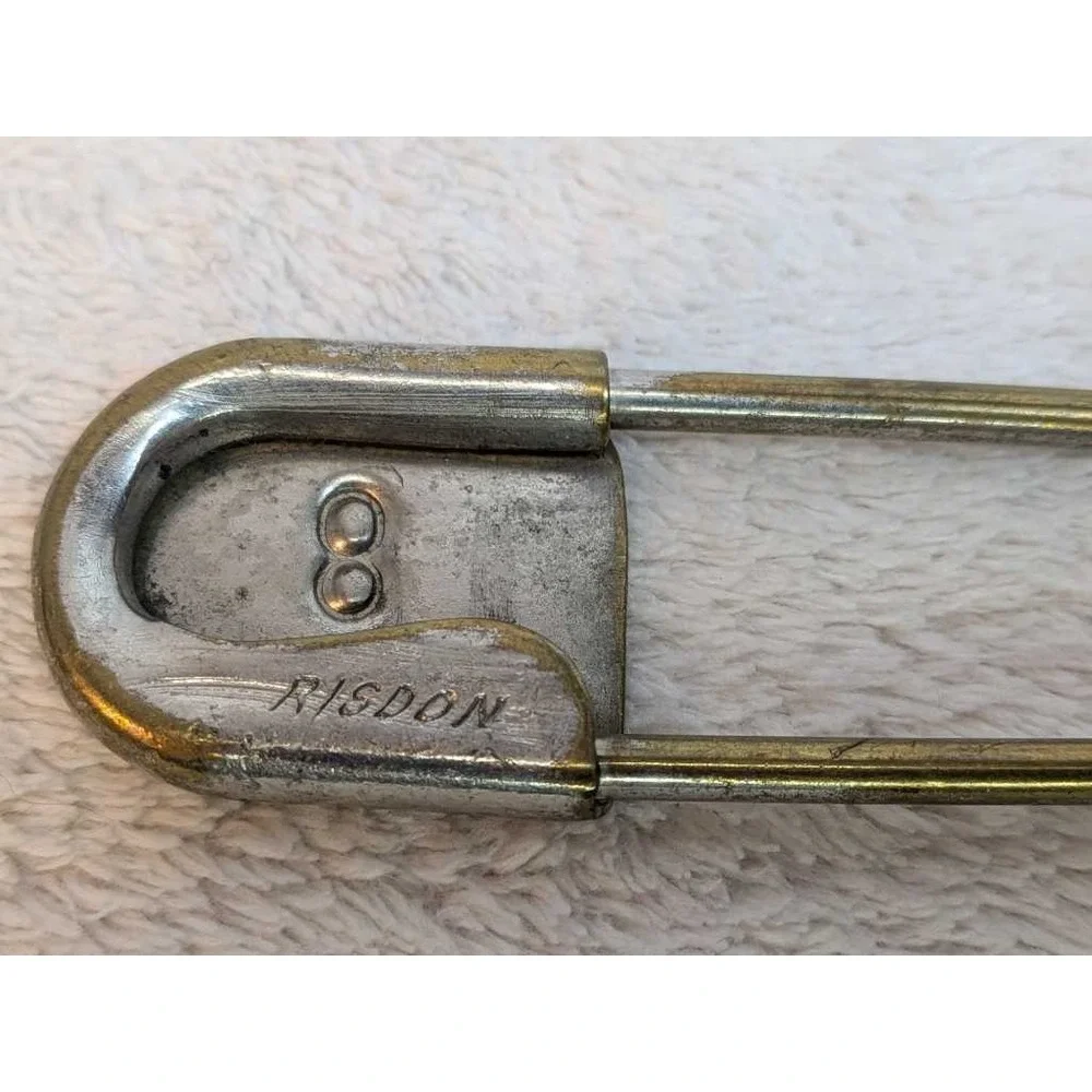 Vintage Risdon Safety Pin Keychain with Number 8 - Collectible Metal Charm